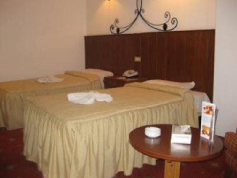 Commodore Hotel Amman Luaran gambar